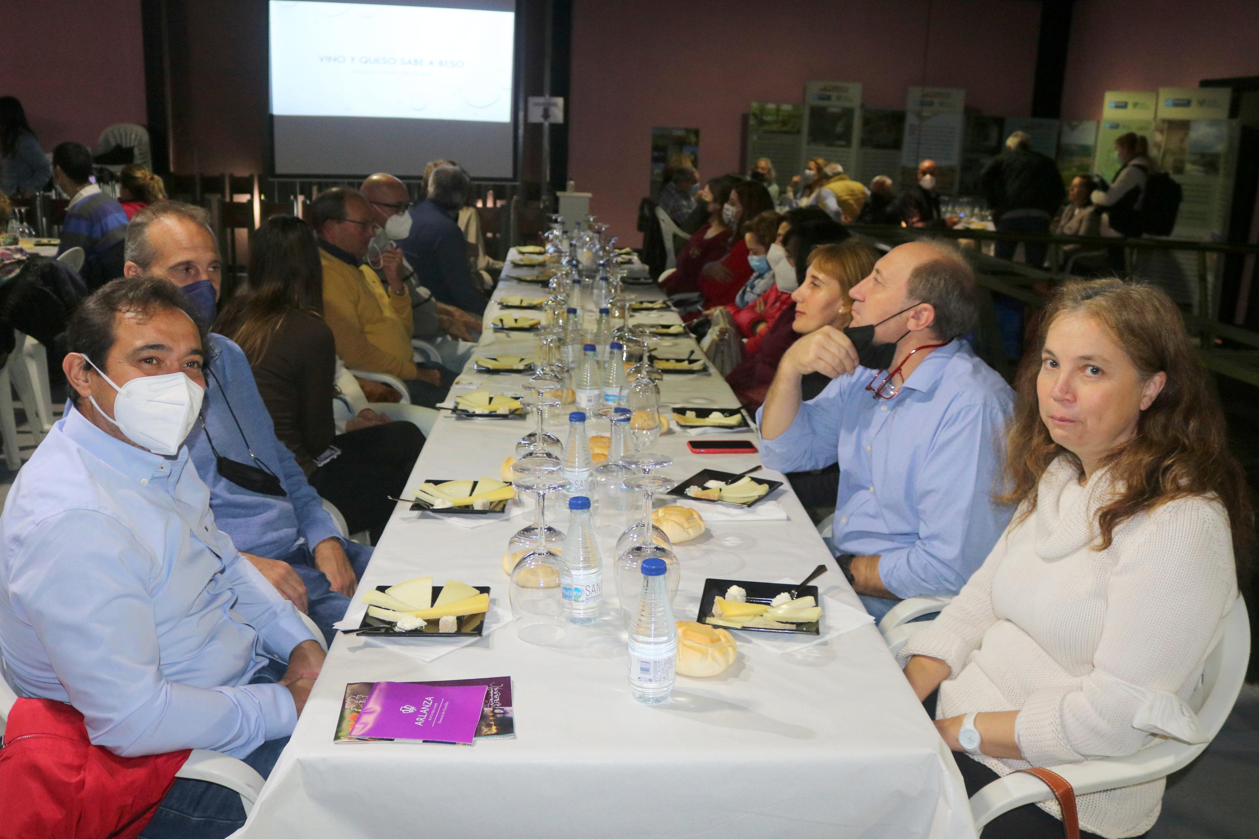 Baltanás disfrutó de la X Feria del Queso y el Vino con diversos actos durante toda la jornada