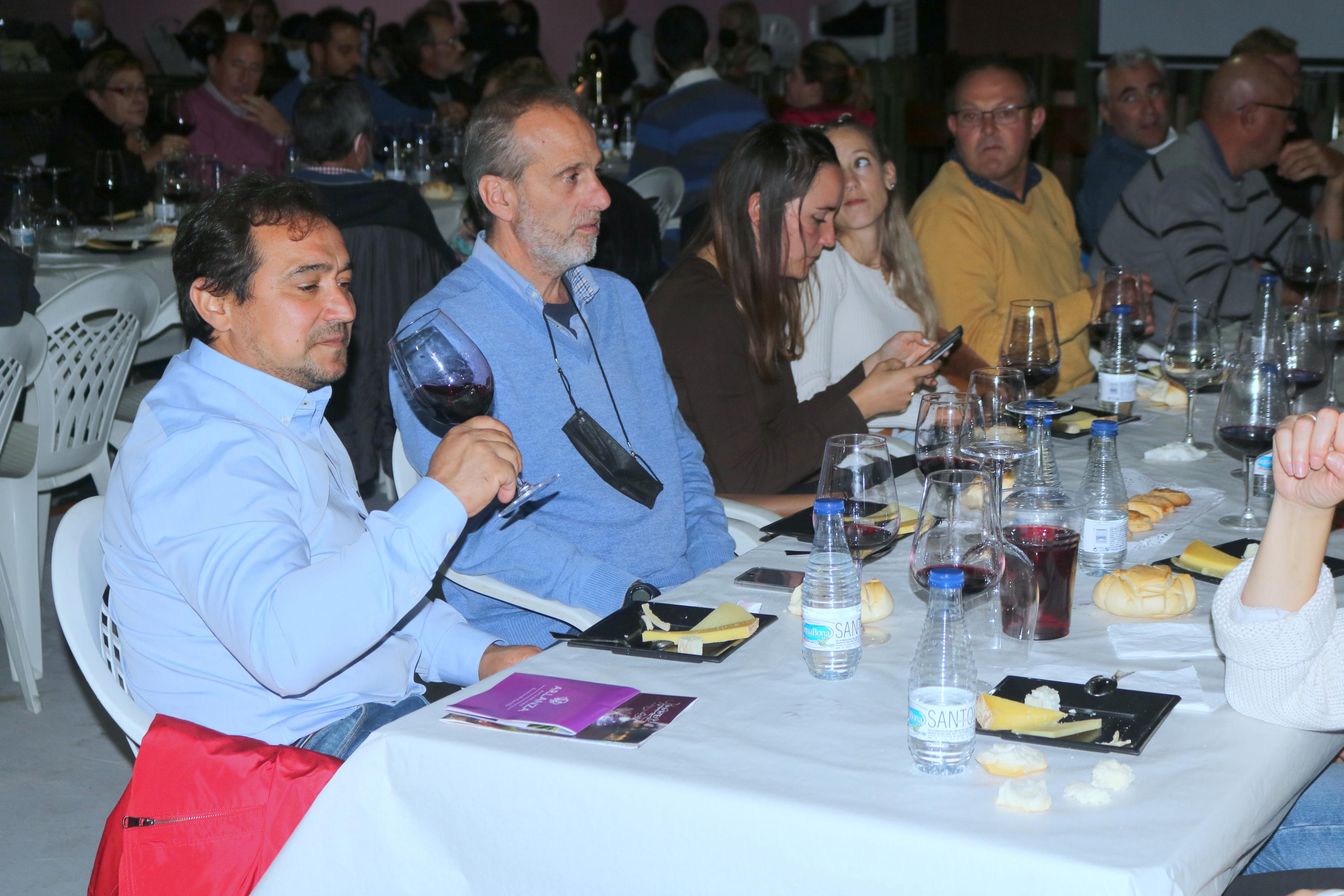 Baltanás disfrutó de la X Feria del Queso y el Vino con diversos actos durante toda la jornada