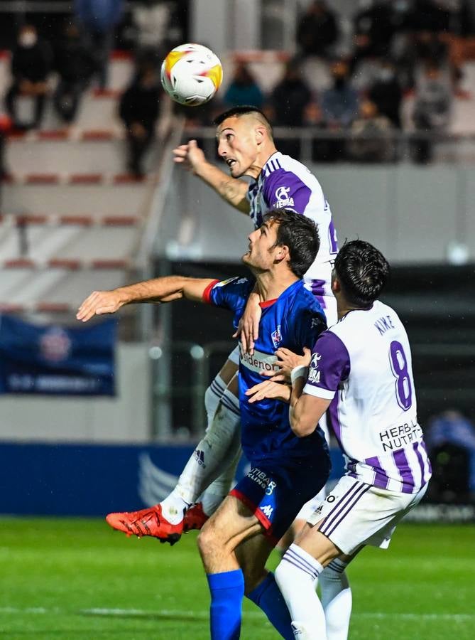 Fotos: Derrota del Real Valladolid ante el Amorebieta (4-1)