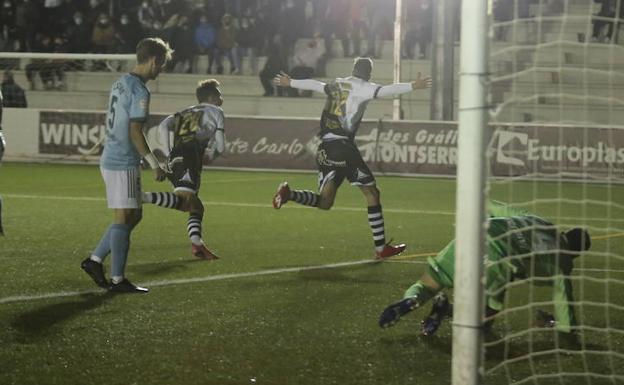 Imagen principal - Unionistas y Celta B se reparten los puntos en un partido de plomos fundidos (1-1)