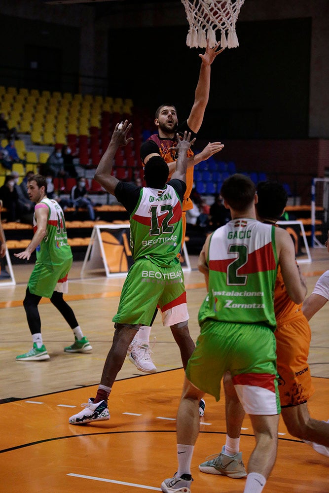 Otra vez la misma película de terror para el Aquimisa Carbajosa (69-82)