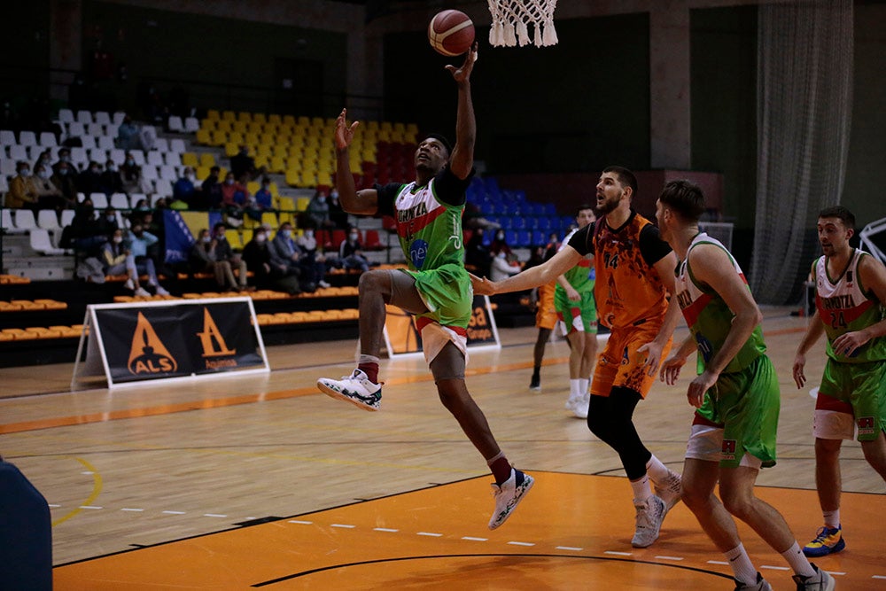 Otra vez la misma película de terror para el Aquimisa Carbajosa (69-82)