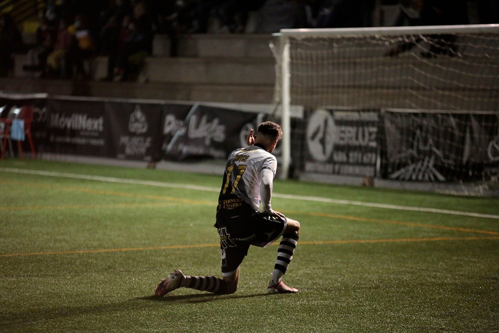 Unionistas y Celta B se reparten los puntos en un partido de plomos fundidos (1-1)