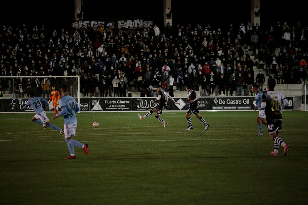 Unionistas y Celta B se reparten los puntos en un partido de plomos fundidos (1-1)