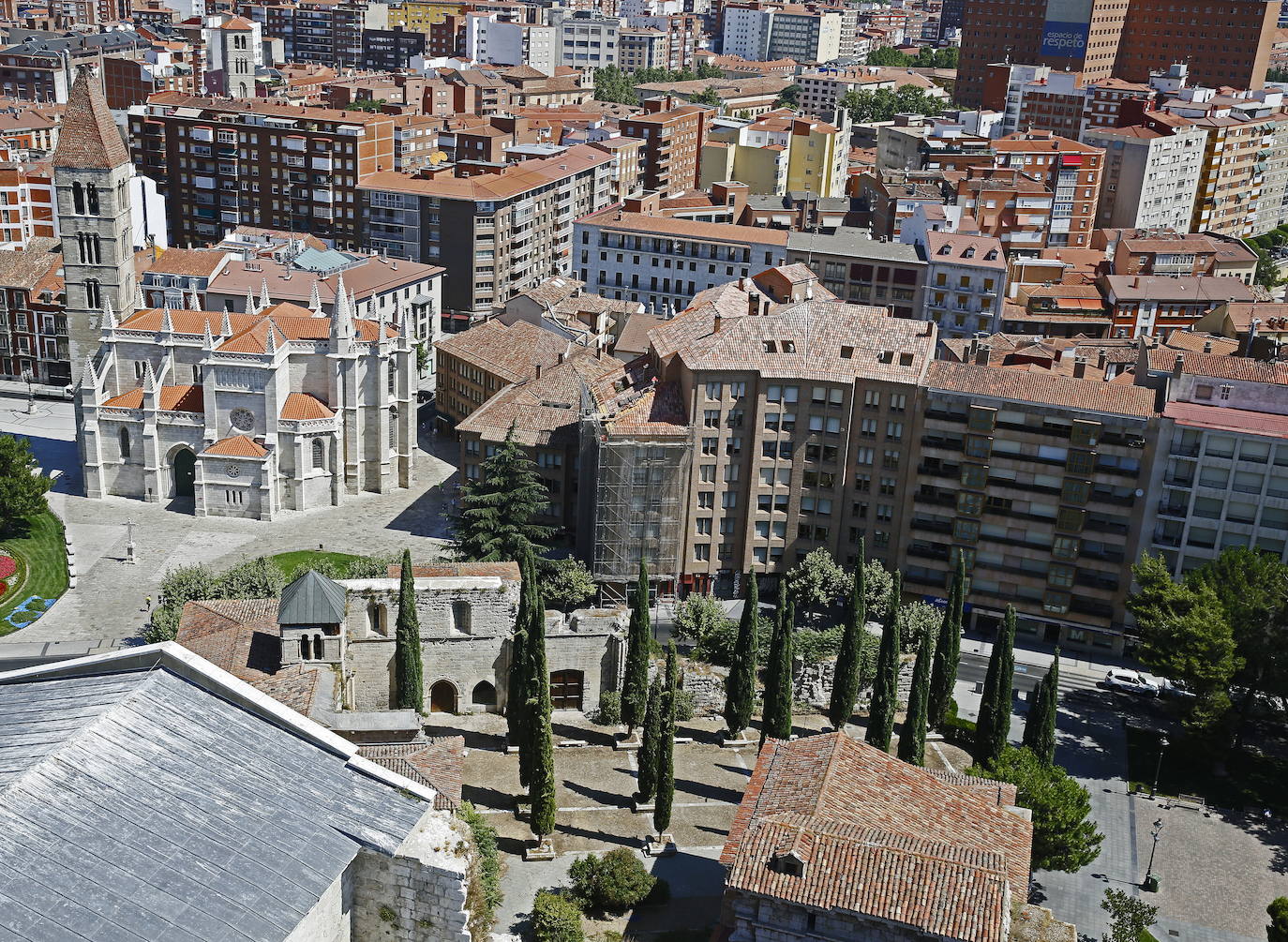 Patio de los Cipreses.