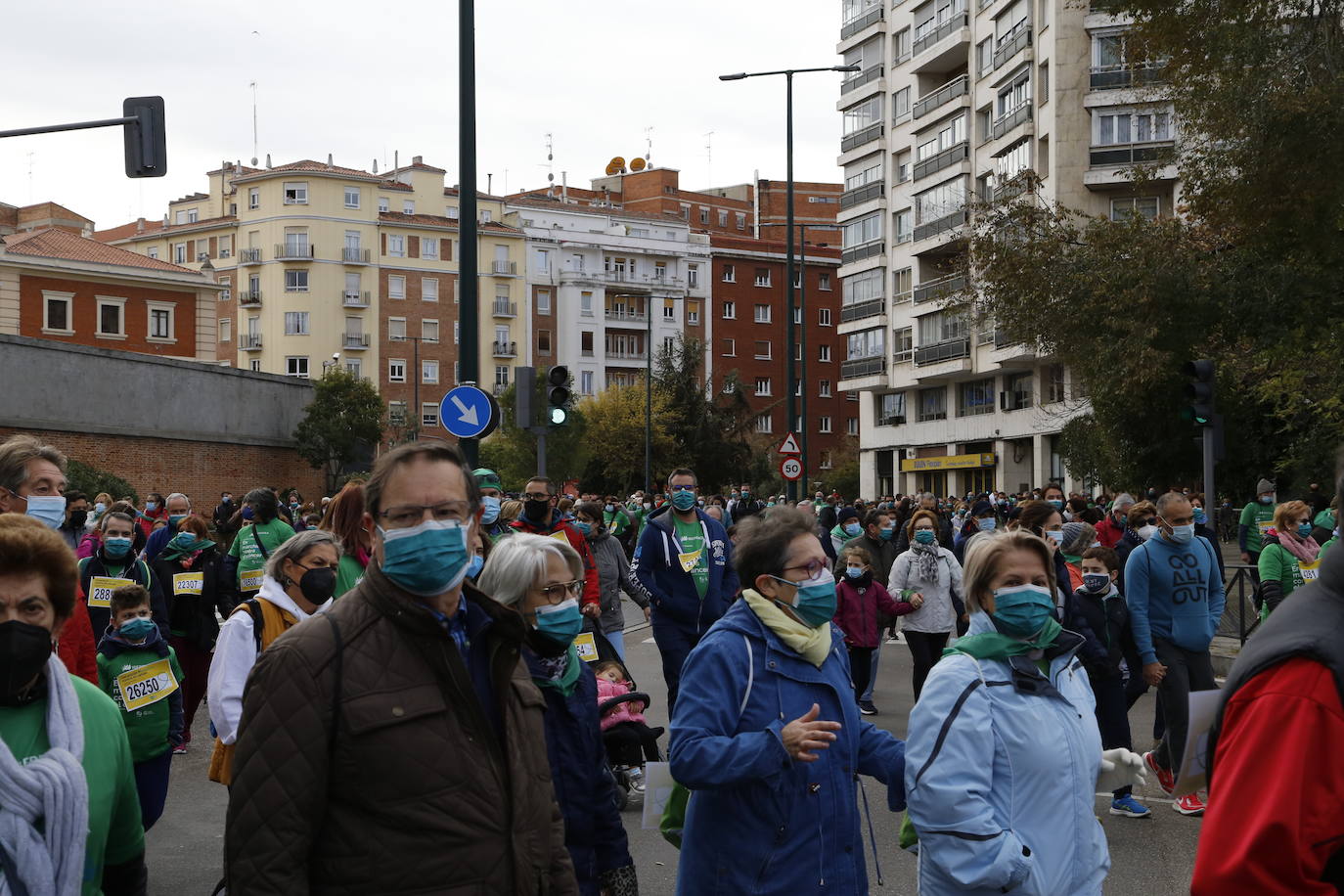 Fotos: Marcha contra el Cáncer en Valladolid (7)