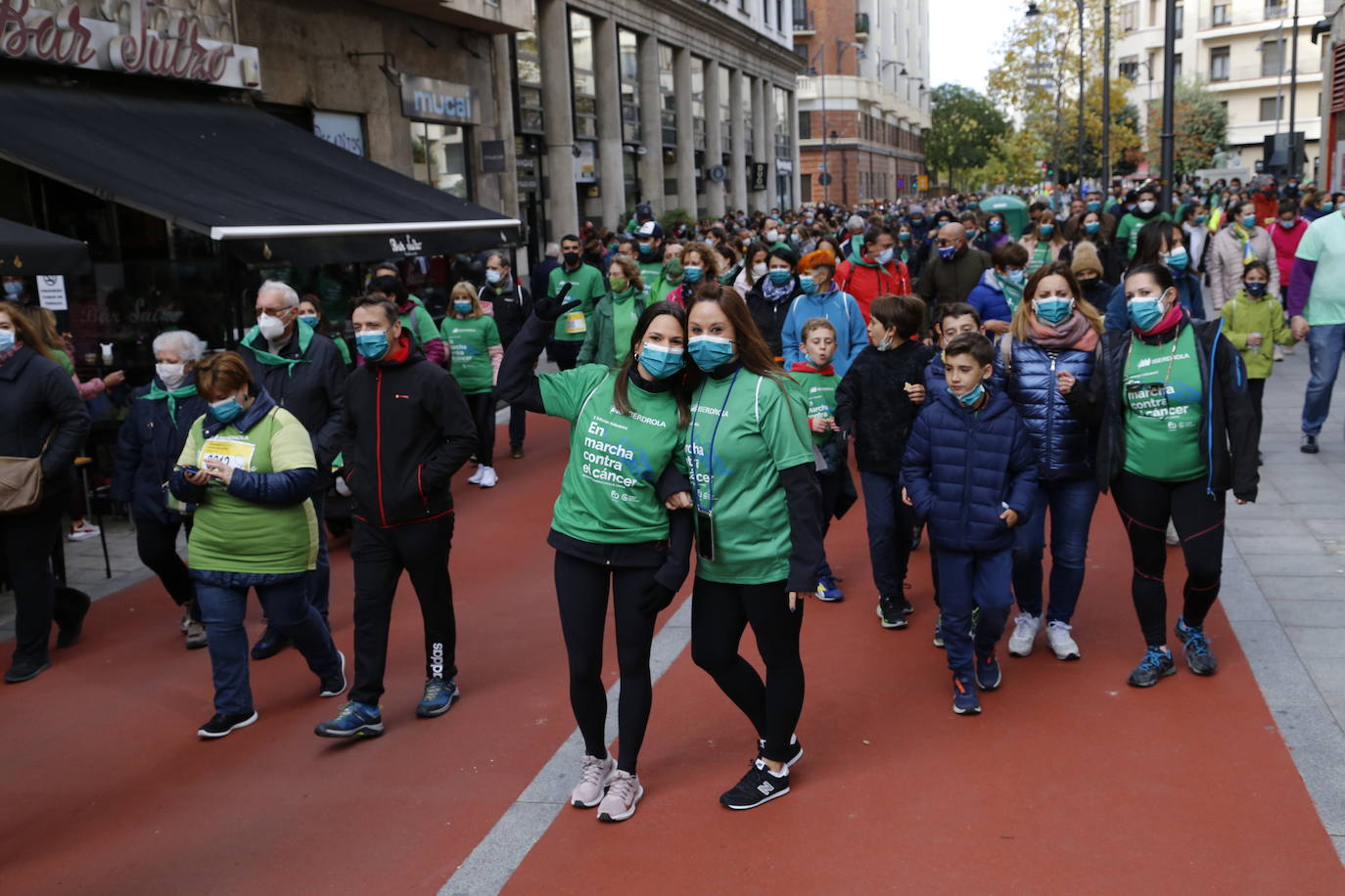 Fotos: Marcha contra el Cáncer en Valladolid (8)