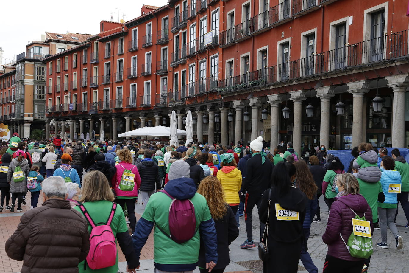 Fotos: Marcha contra el Cáncer en Valladolid (9)