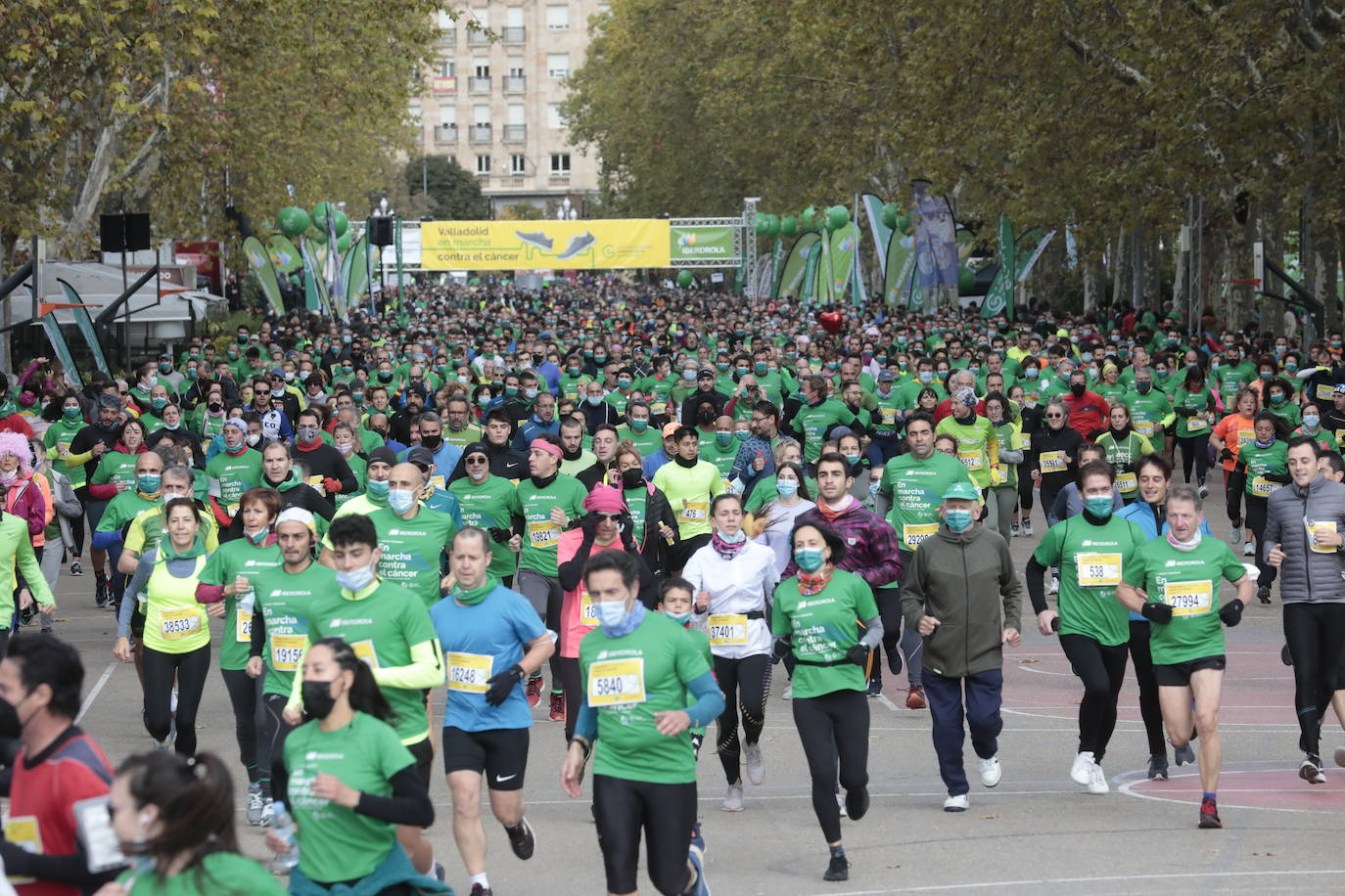 Fotos: Marcha contra el Cáncer en Valladolid (9)