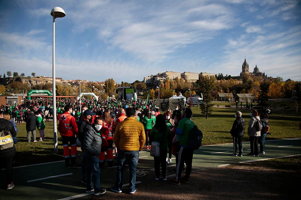 Miles de personas partieron desde el parque Elio Antonio de Nebrija en el regreso de la Marcha Salamanca Contra el Cáncer