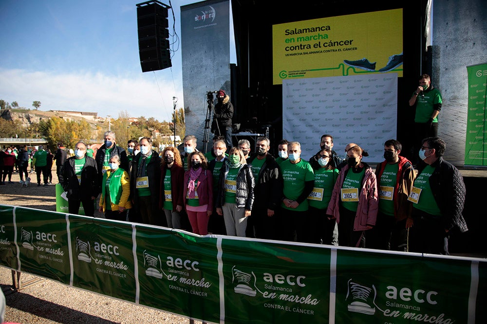 Miles de personas partieron desde el parque Elio Antonio de Nebrija en el regreso de la Marcha Salamanca Contra el Cáncer