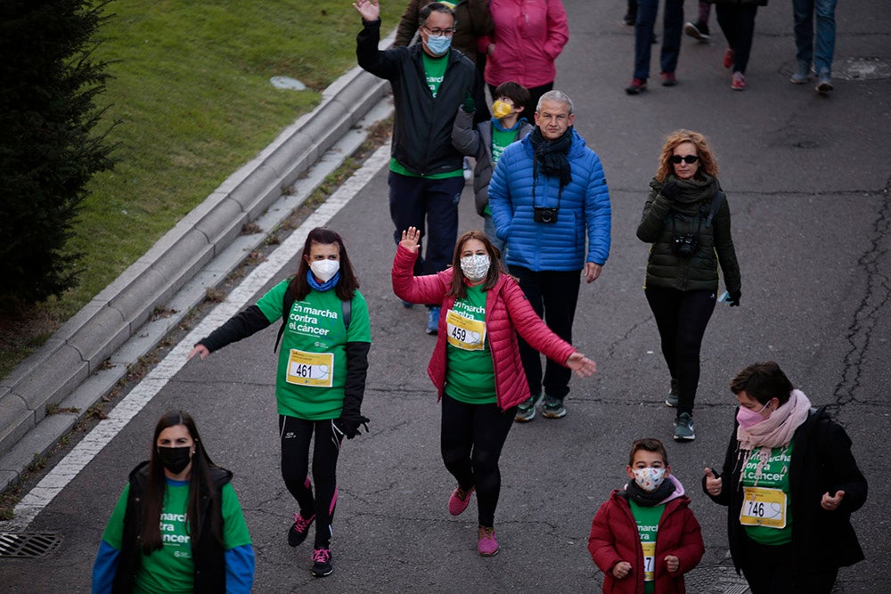 Miles de personas partieron desde el parque Elio Antonio de Nebrija en el regreso de la Marcha Salamanca Contra el Cáncer