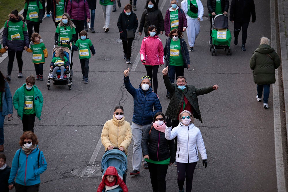 Miles de personas partieron desde el parque Elio Antonio de Nebrija en el regreso de la Marcha Salamanca Contra el Cáncer