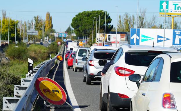 Alternativas al atasco de Laguna de Duero en la carretera de Madrid