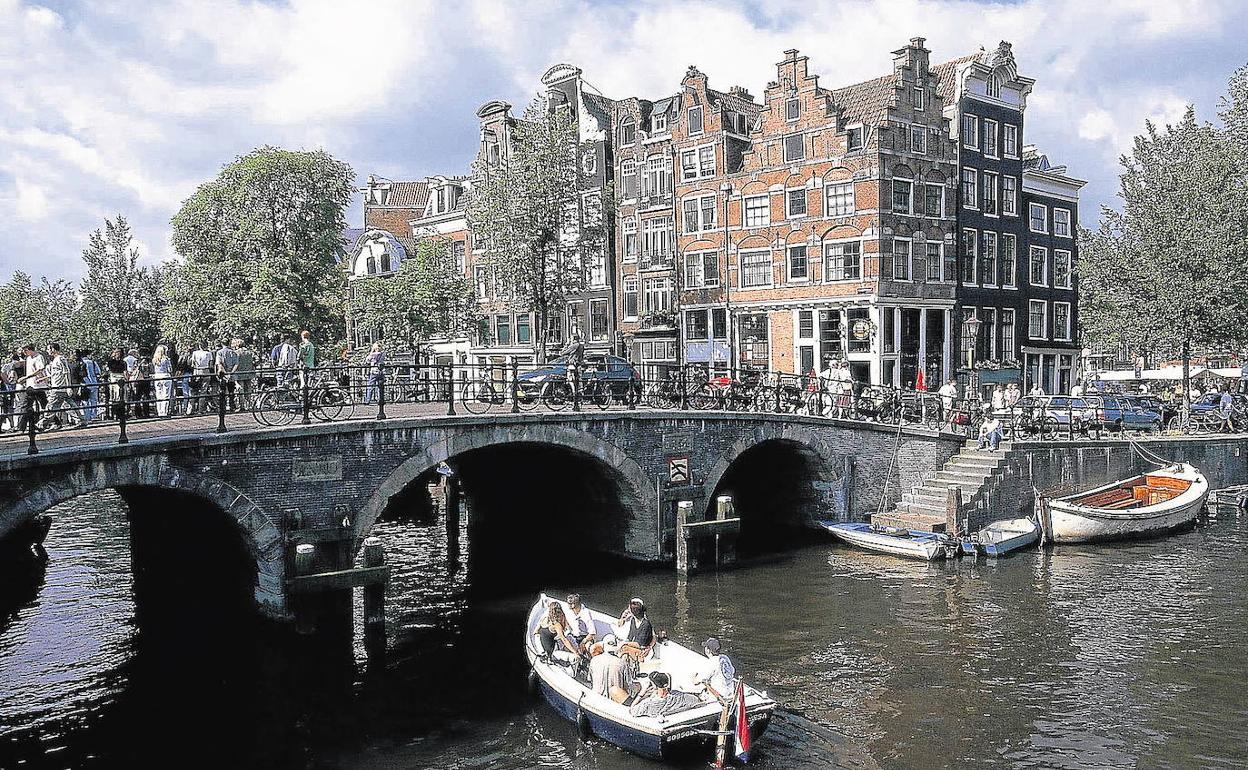 Canalentre Brouwersgracht y Prinsengracht, en Ámsterdam.