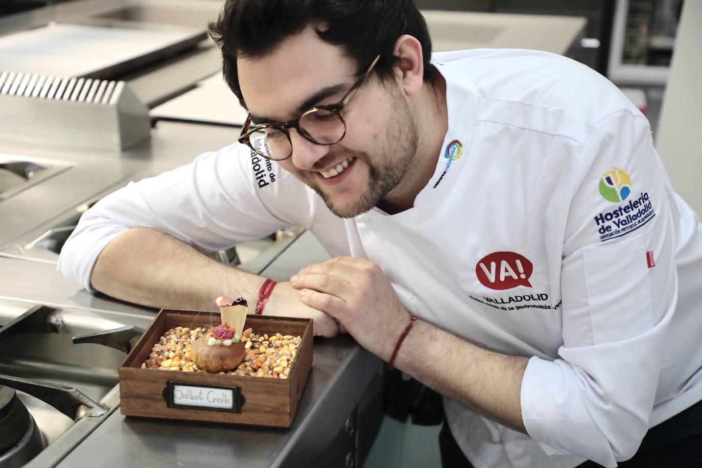 Fotos: Preparación del pincho ganador del Concurso Nacional de Valladolid