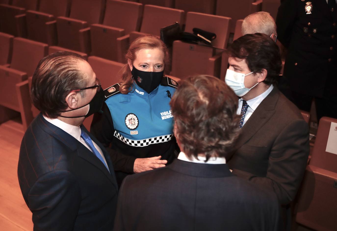 Fotos: Entrega de medallas en el Congreso Autonómico de Coordinación de Policía Local 1/4