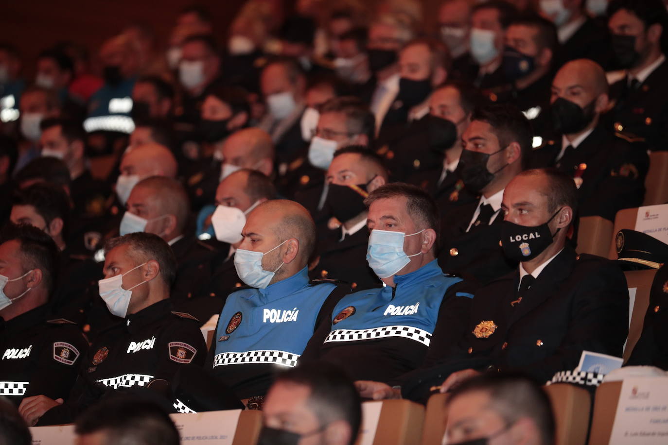 Fotos: Entrega de medallas en el Congreso Autonómico de Coordinación de Policía Local 1/4