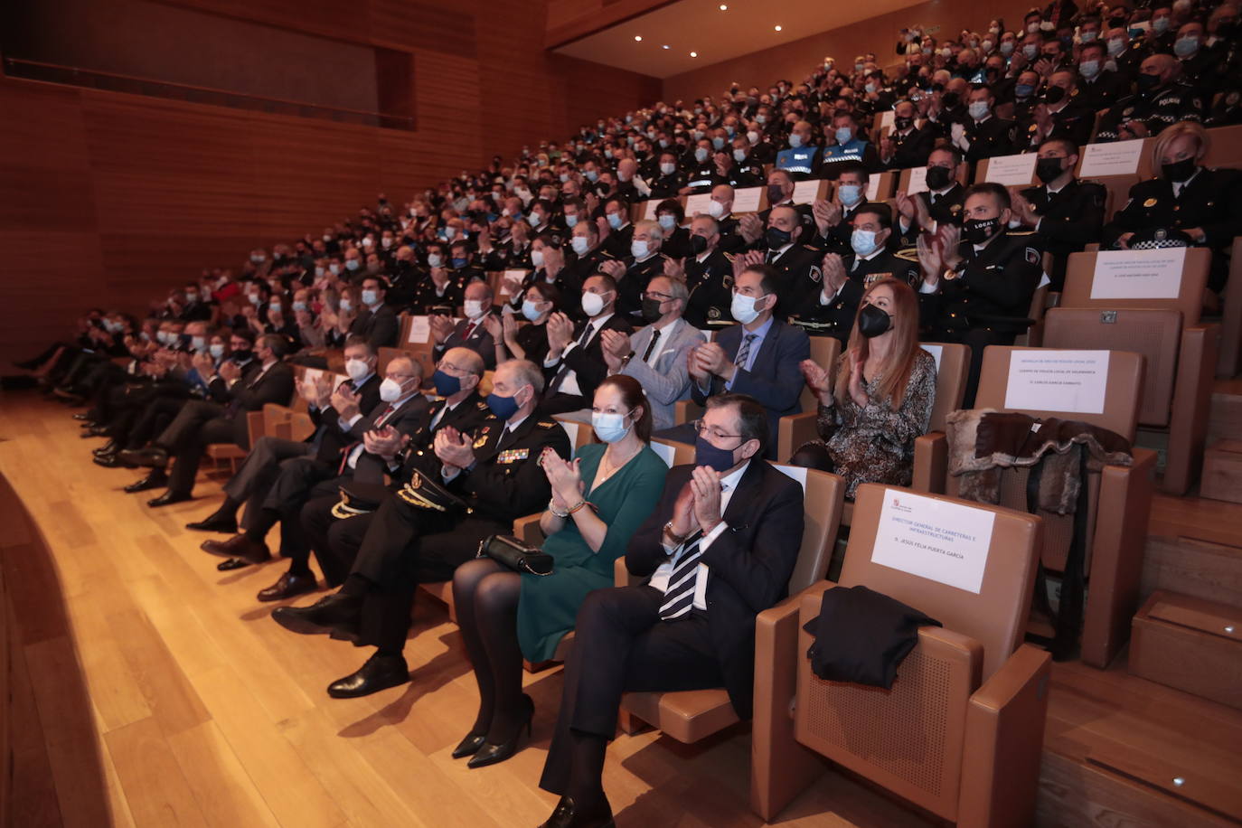 Fotos: Entrega de medallas en el Congreso Autonómico de Coordinación de Policía Local 4/4