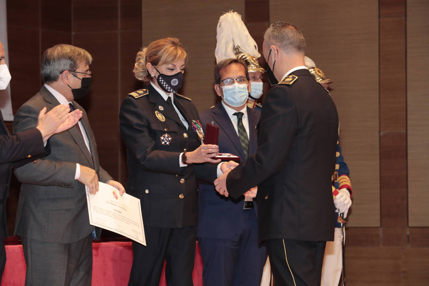 Fotos: Entrega de medallas en el Congreso Autonómico de Coordinación de Policía Local 4/4