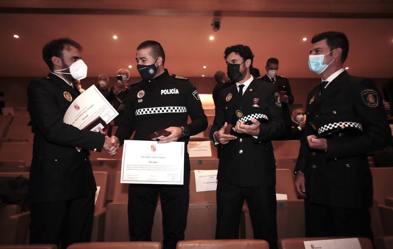 Fotos: Entrega de medallas en el Congreso Autonómico de Coordinación de Policía Local 1/4