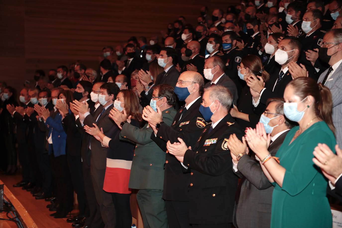 Fotos: Entrega de medallas en el Congreso Autonómico de Coordinación de Policía Local 2/4