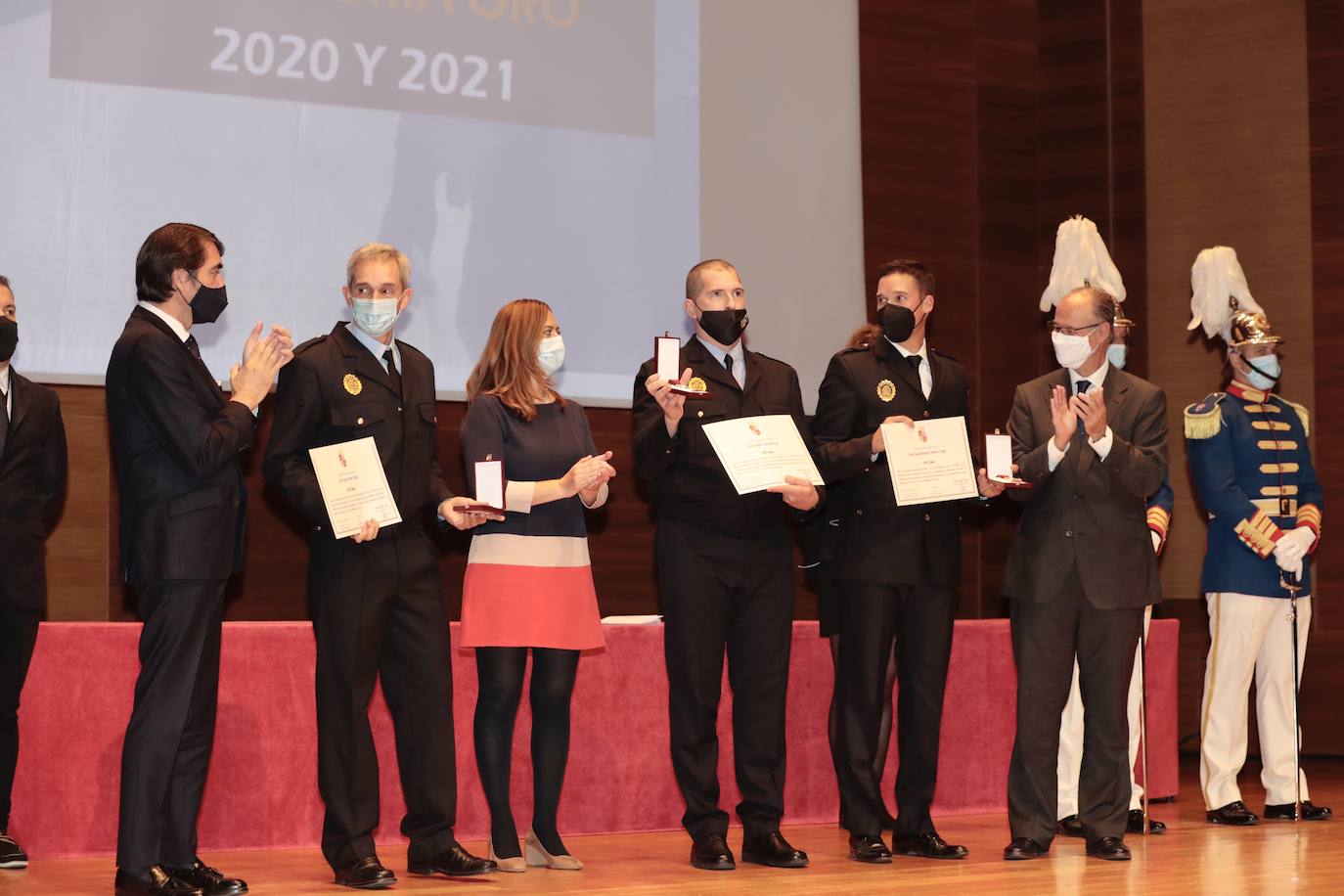 Fotos: Entrega de medallas en el Congreso Autonómico de Coordinación de Policía Local 3/4