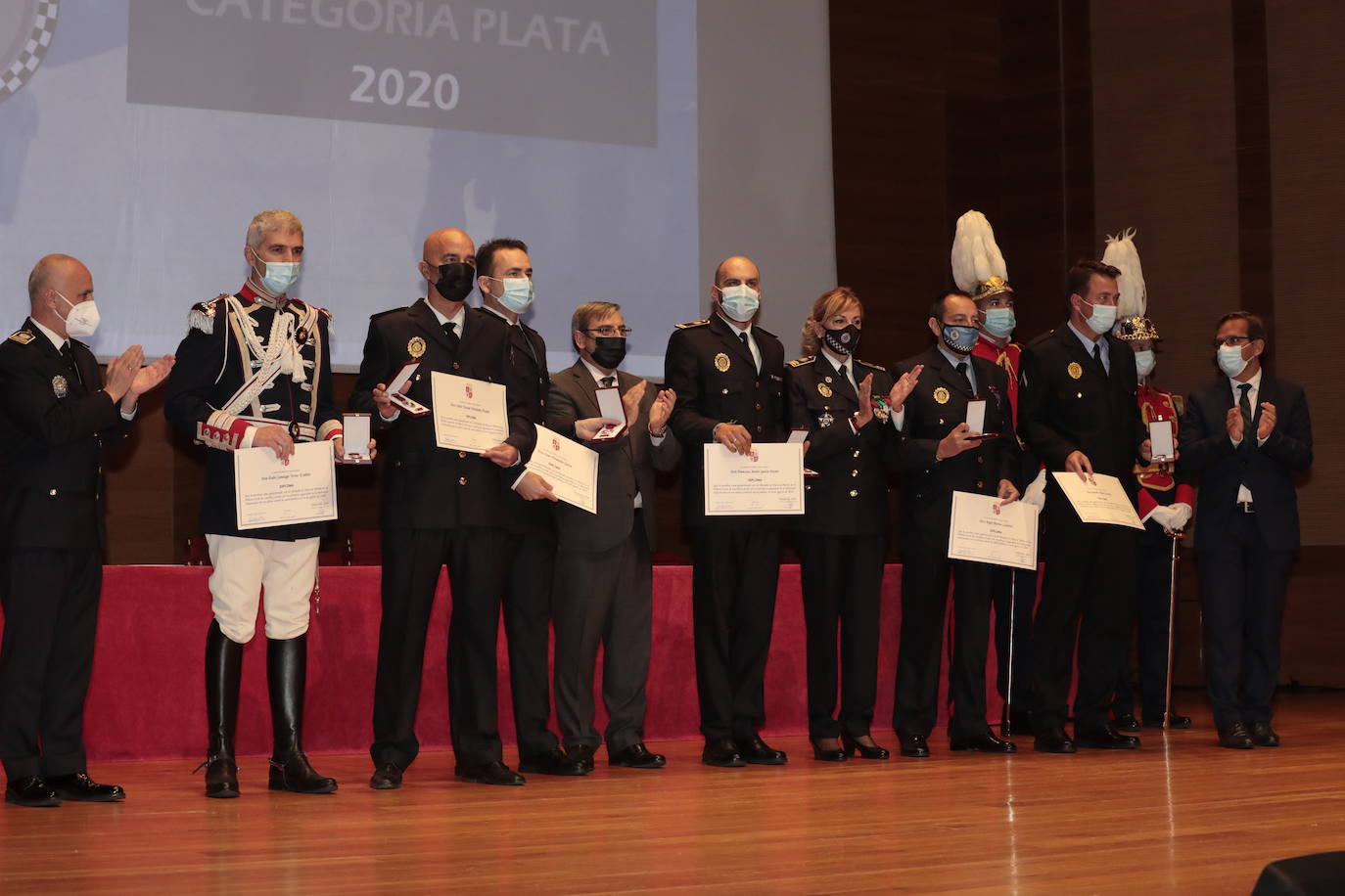 Fotos: Entrega de medallas en el Congreso Autonómico de Coordinación de Policía Local 3/4