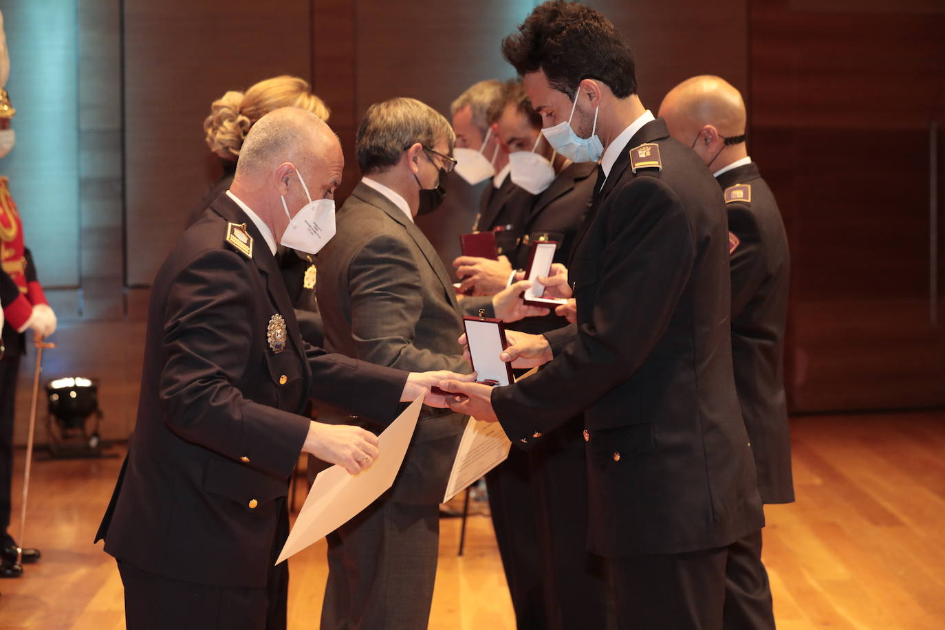 Fotos: Entrega de medallas en el Congreso Autonómico de Coordinación de Policía Local 3/4