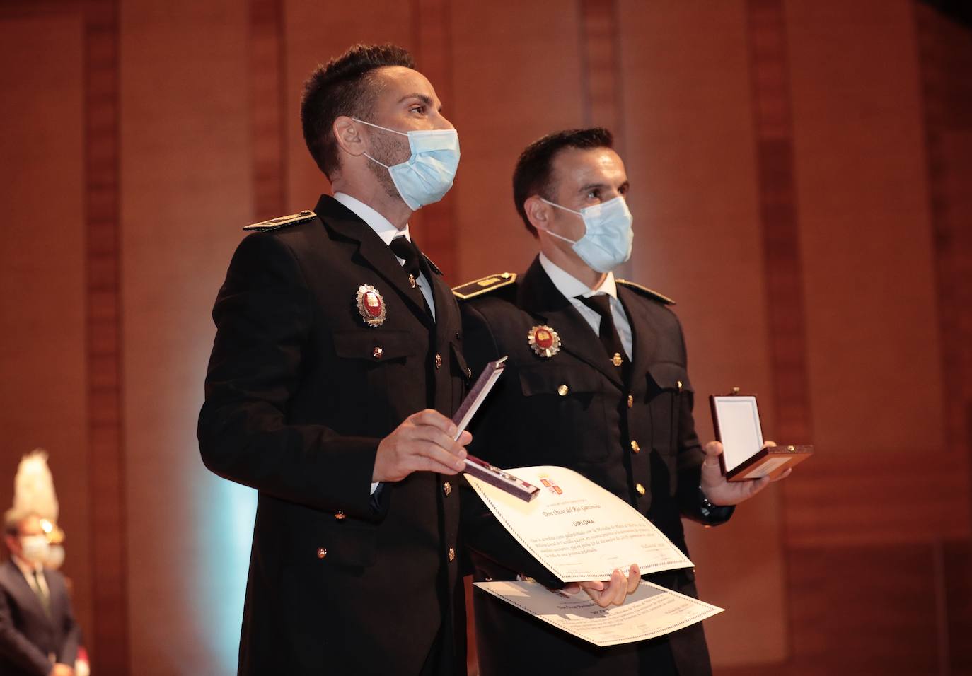 Fotos: Entrega de medallas en el Congreso Autonómico de Coordinación de Policía Local 3/4