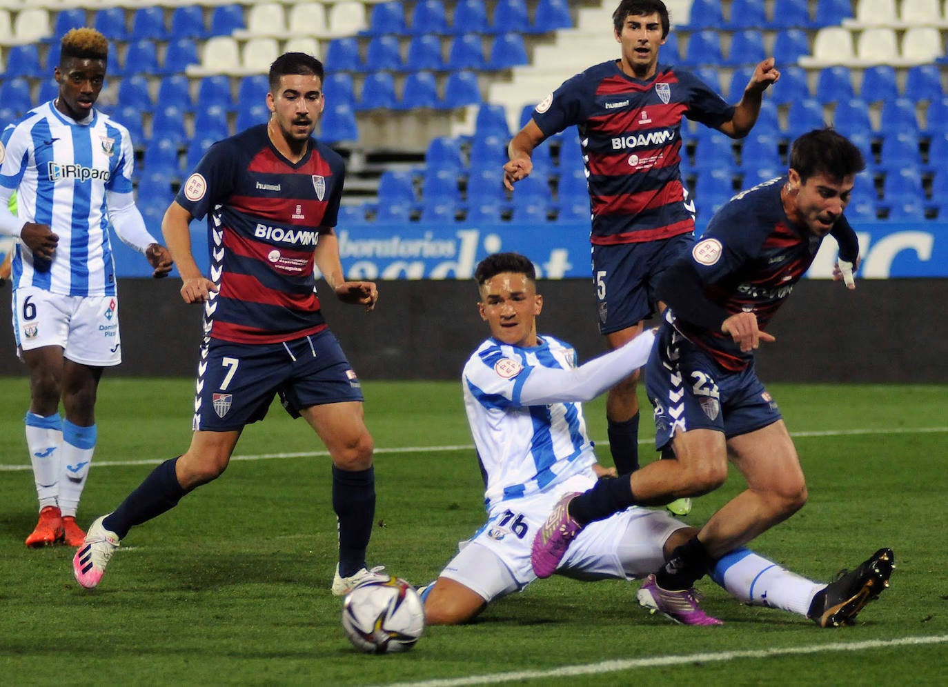 Derrota de la Gimástica en su visita al campo del Leganés. 