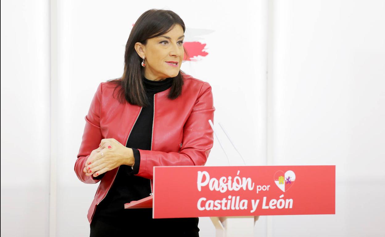 Ana Sánchez, durante la presentación del congreso autonómico del PSOE. 