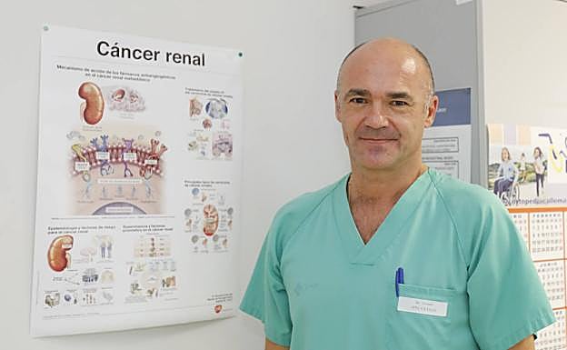 «Todos los tumores van reduciendo la mortalidad, menos el de pulmón en mujeres»