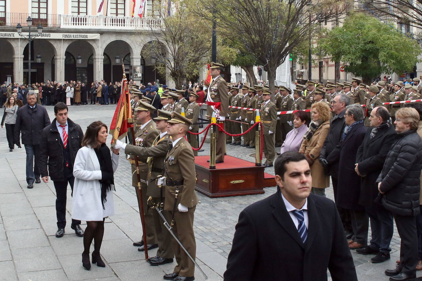 Jura de bandera para personal civil celebrada en 2019.