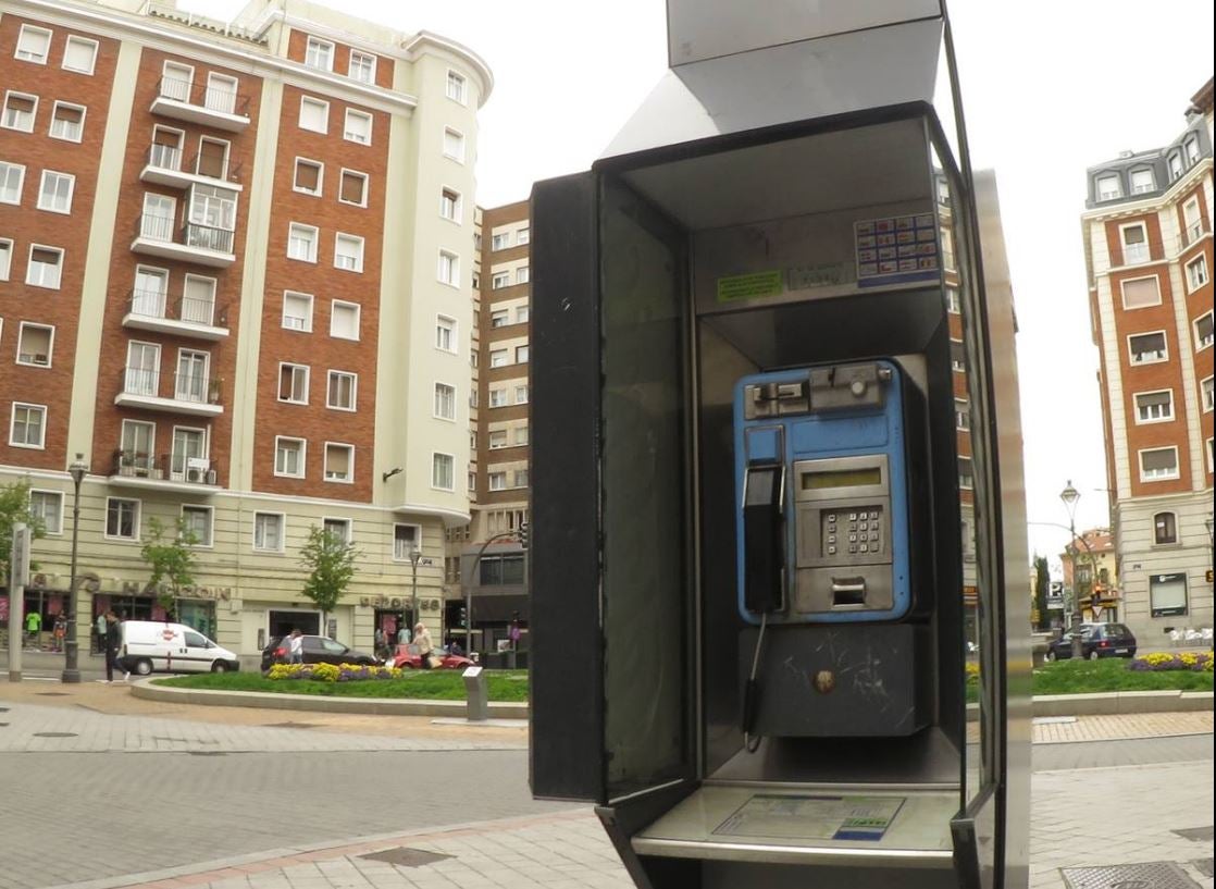 Imagen. Las últimas cabinas de Valladolid. 