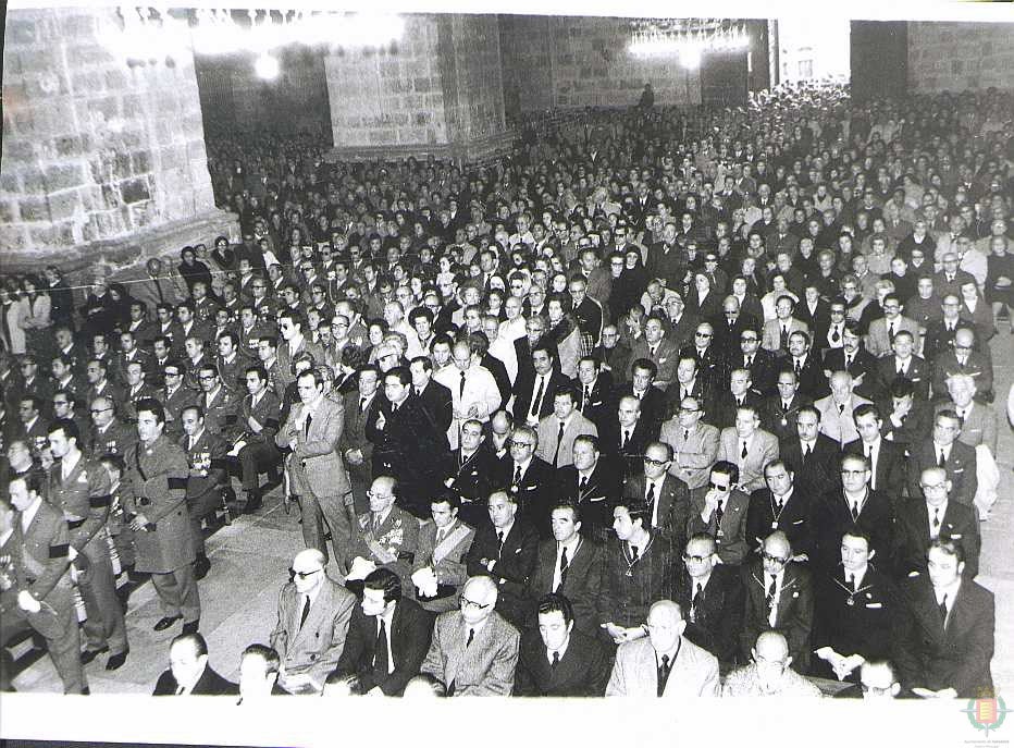 Fotos: Último adiós a Franco en la catedral de Valladolid