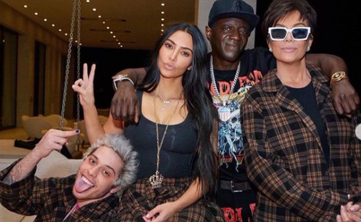 Primeras fotos de Kim Kardashian con su novio Pete Davidson. 