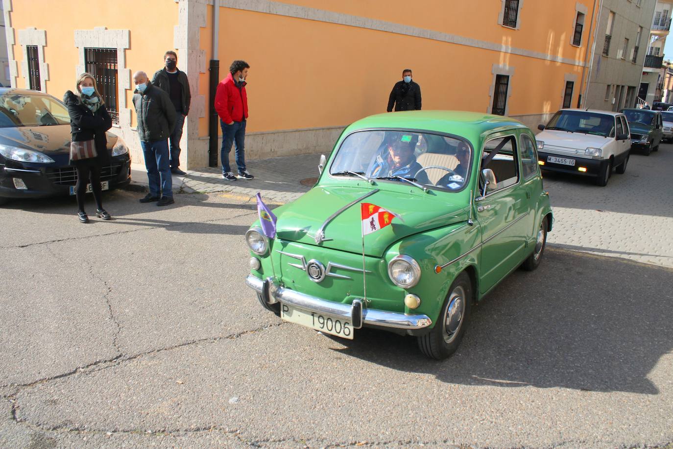 Fotos: Los coches clásicos despiertan admiración en el Cerrato