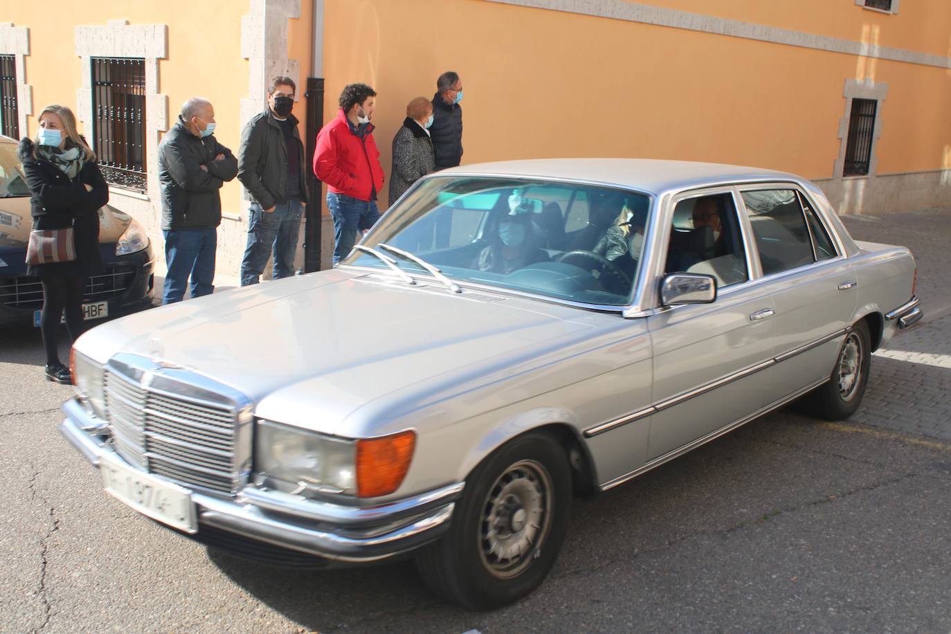 Fotos: Los coches clásicos despiertan admiración en el Cerrato