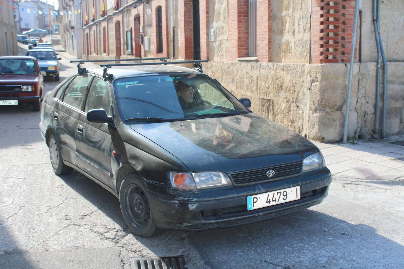 Fotos: Los coches clásicos despiertan admiración en el Cerrato