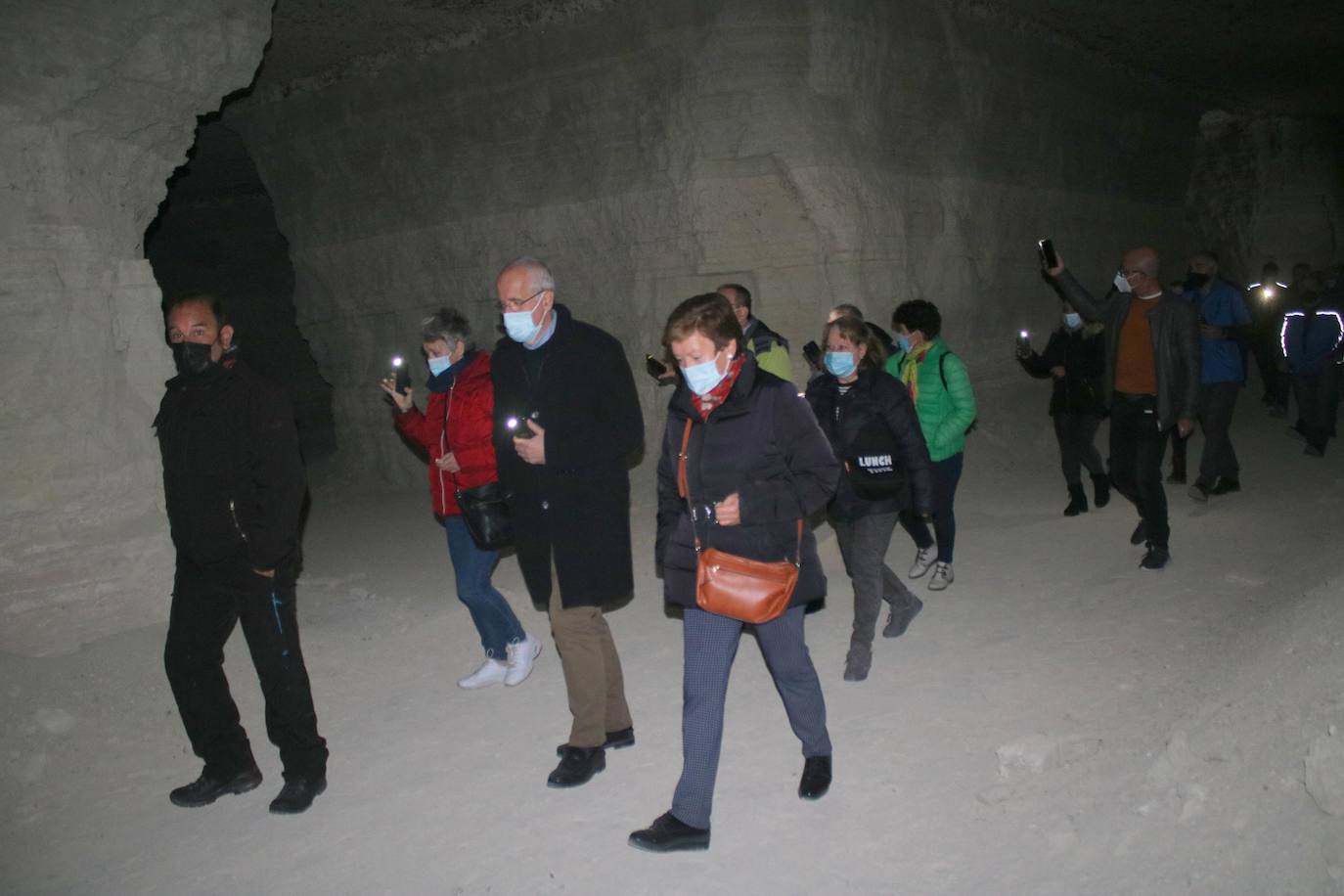 Fotos: Los coches clásicos despiertan admiración en el Cerrato