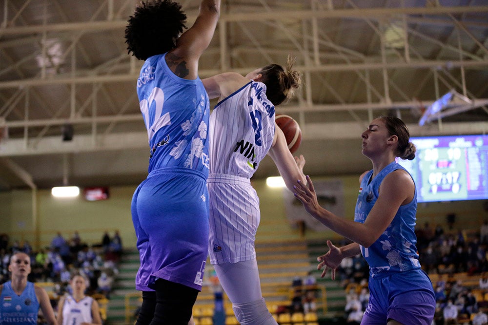 El CB Avenida aplasta al colista y se va posicionando para los play-off de la Euroliga (96-54)