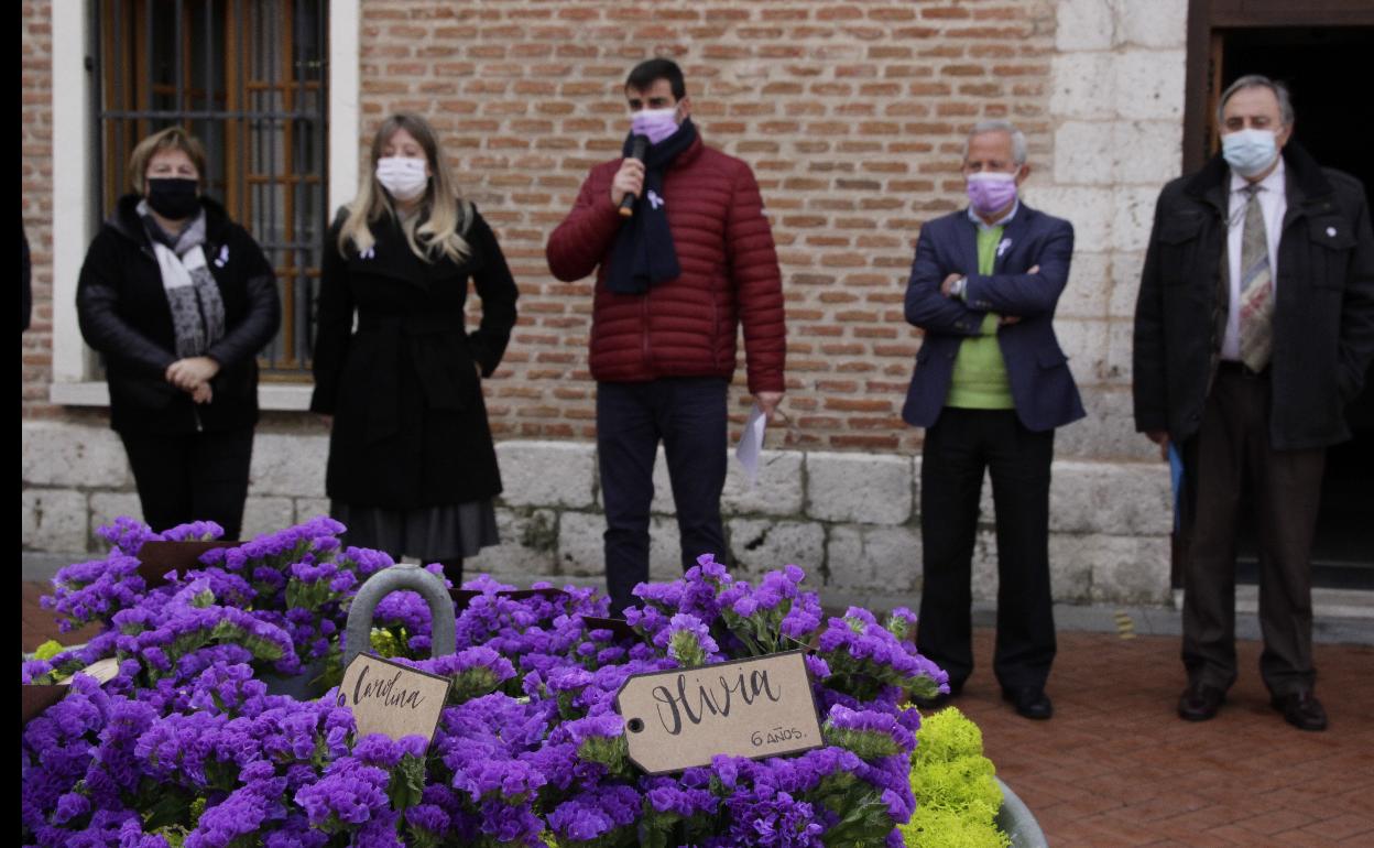 Jardineras que se instalaron durante el acto 