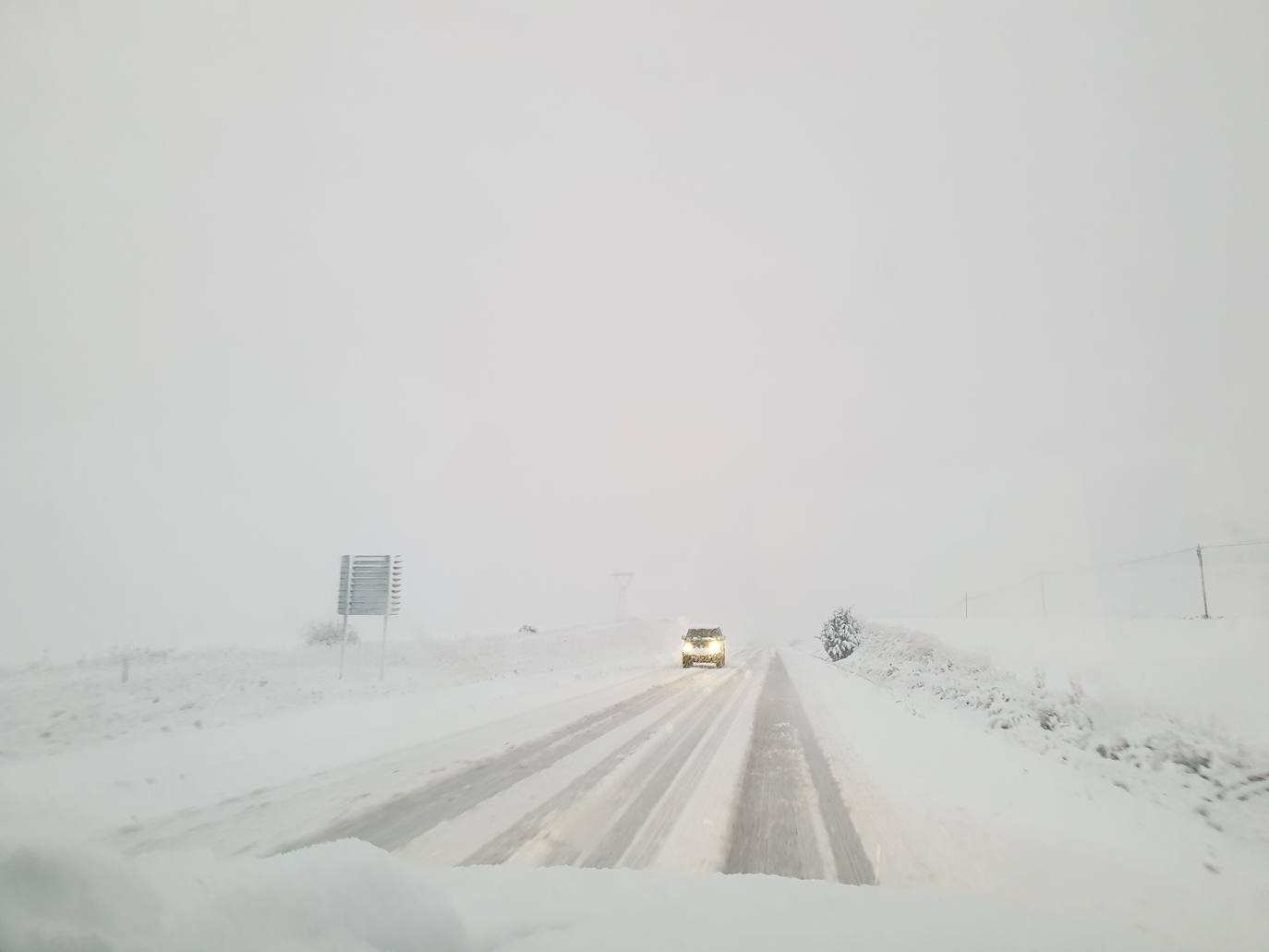 Fotos: Nieve en la comarca de Aguilar de Campoo