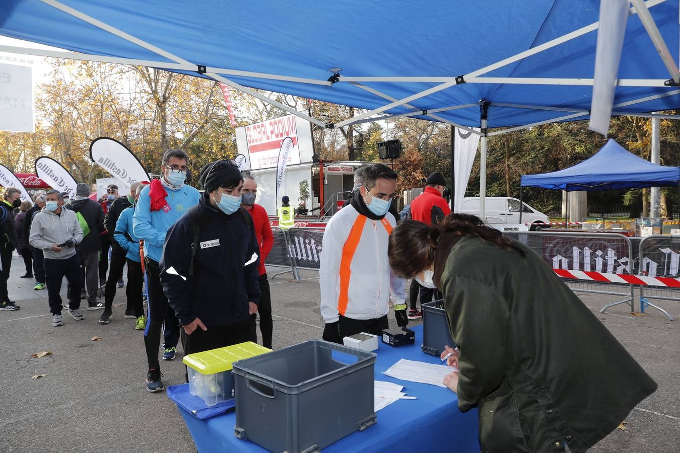 Fotos: V Carrera de Empresas de El Norte de Castilla (1/8)