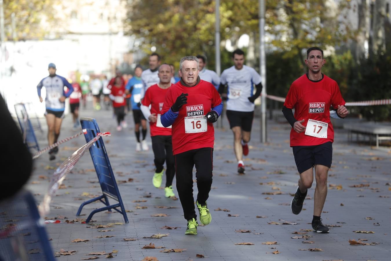 Fotos: V Carrera de Empresas de El Norte de Castilla (3/8)