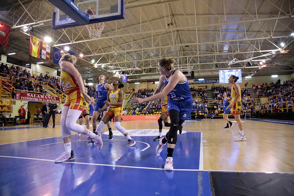 Un desacertado CB Avenida encaja la primera derrota liguera en el Clásico (69-77)