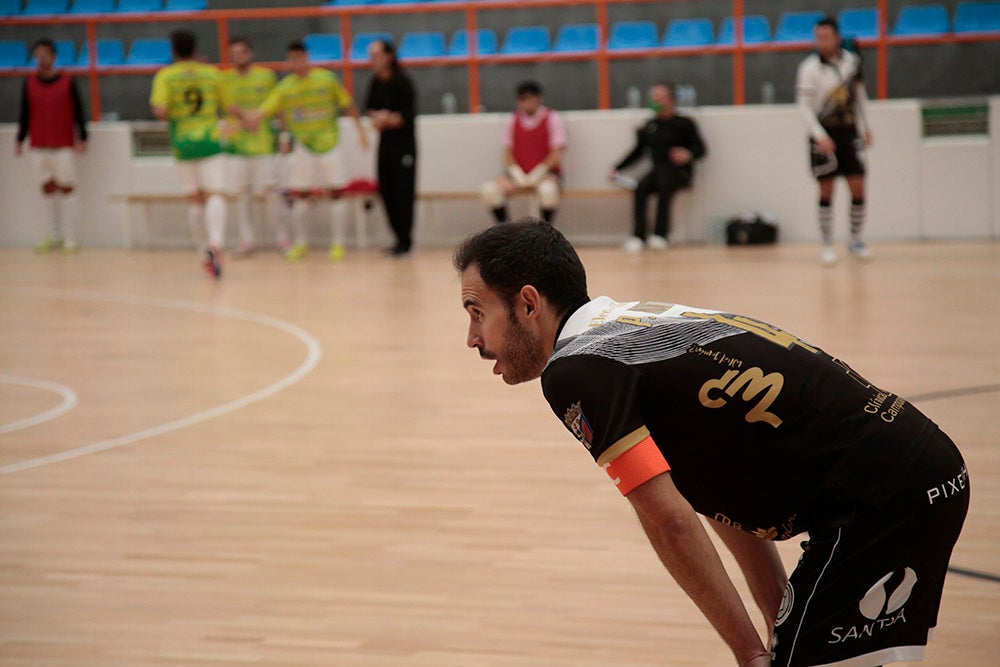 Unionistas FS reafirma su liderato venciendo al segundo Cuéllar Cojalba en La Alamedilla (4-2)