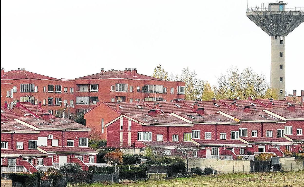 Viviendas unifamiliares en Nueva Segovia, que conforma uno de los ejes con el barrio de San José. 