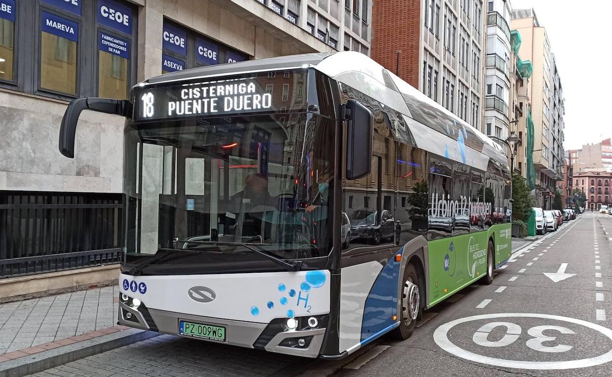 El autobús en pruebas.